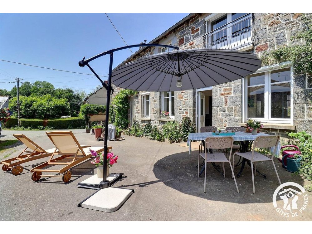 Holiday home in Saint-Domineuc from £58 per night