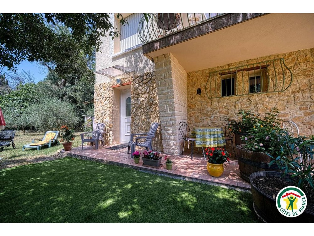 Holiday home in Drôme from £57 per night