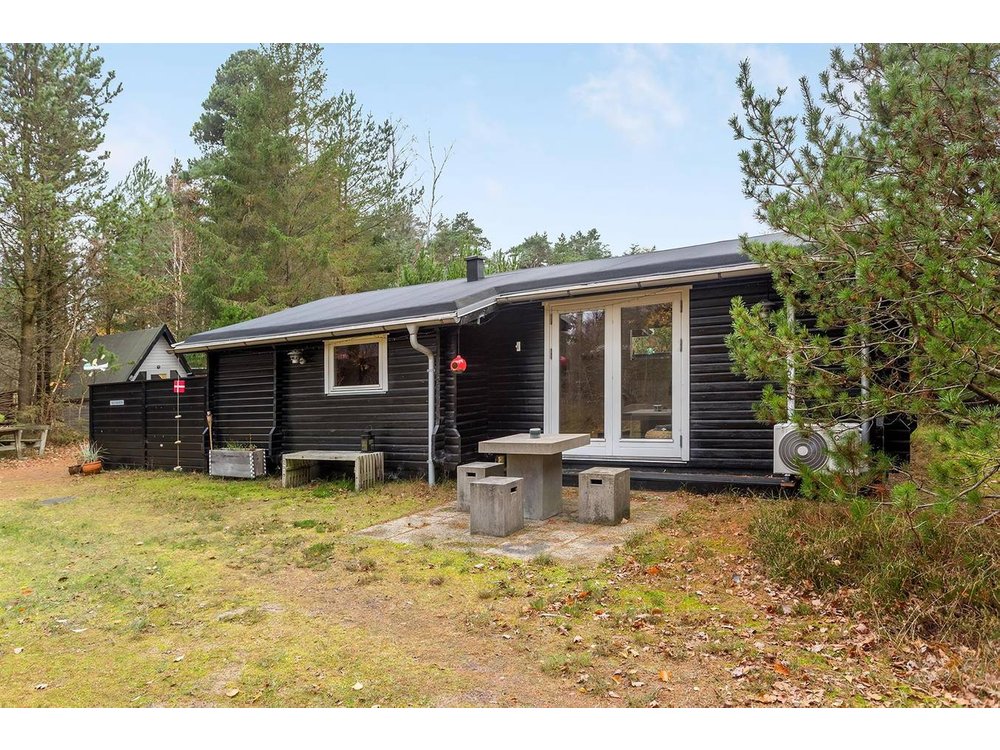 Holiday home in Hou from £52 per night
