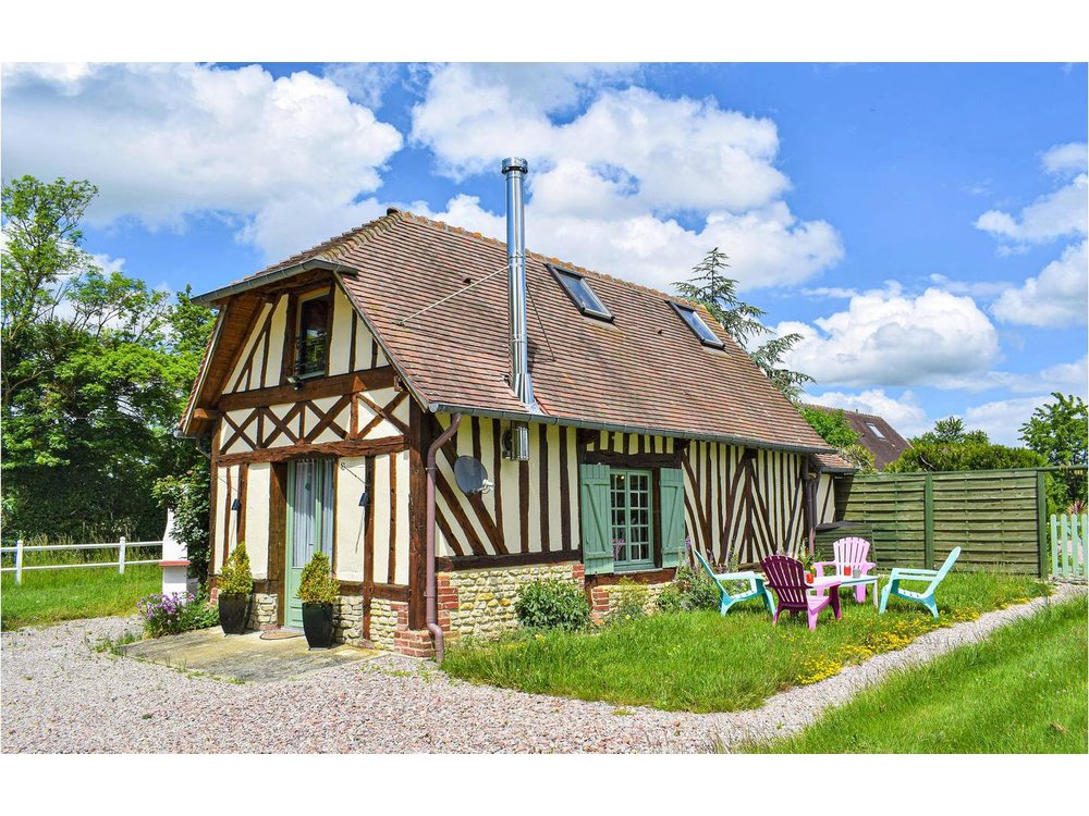 Holiday home in Boissey from £41 per night
