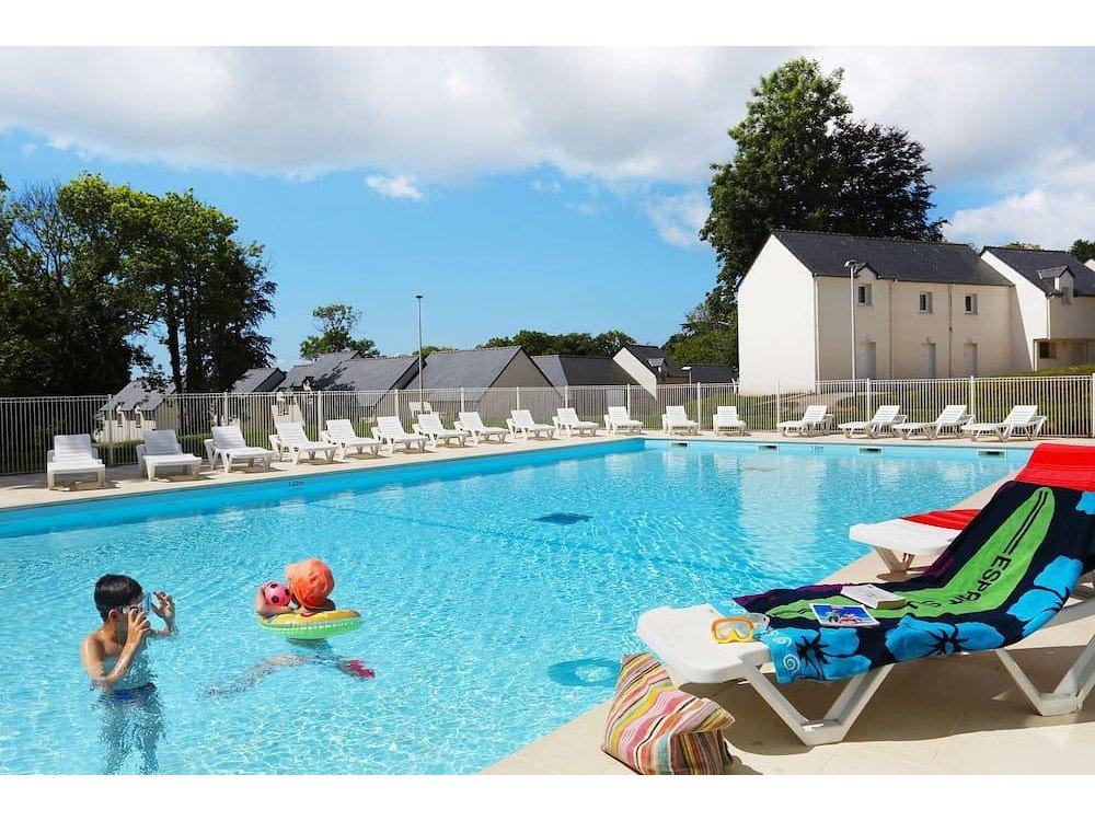 Holiday home in Iroise from £43 per night