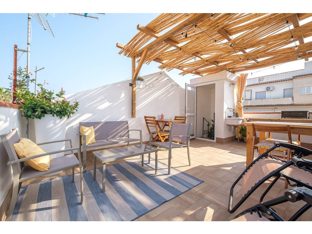 Holiday home in Spadafora from £54 per night
