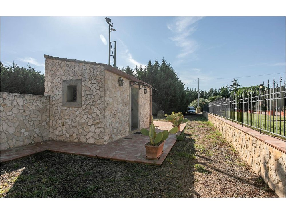 Holiday home in Val di Noto from £51 per night