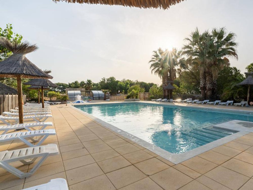 Camping in Mèze from £46 per night