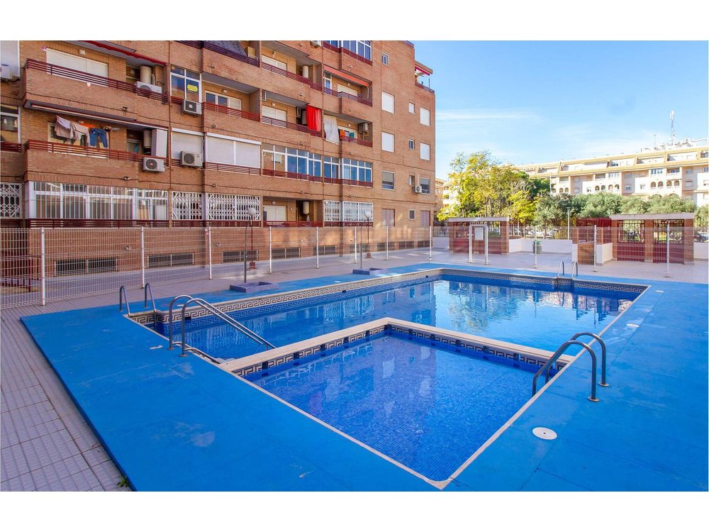 Holiday apartment in Torrevieja from £27 per night