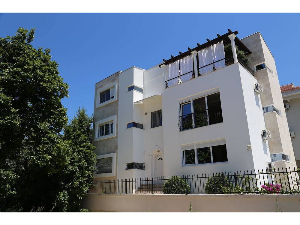 Holiday apartment in Tivat from £64 per night