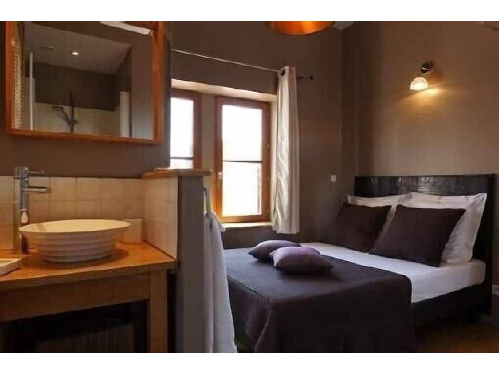 Holiday apartment in Lyon from £98 per night