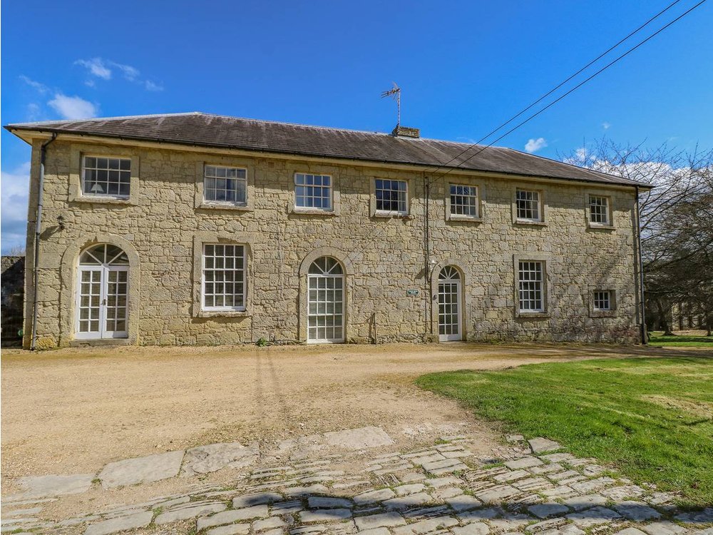 Holiday home in Isle of Wight from £183 per night