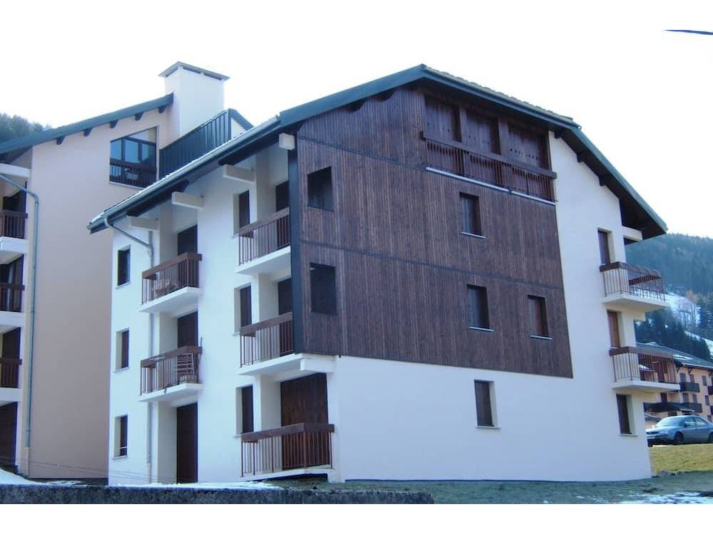 Holiday apartment in Ain from £57 per night