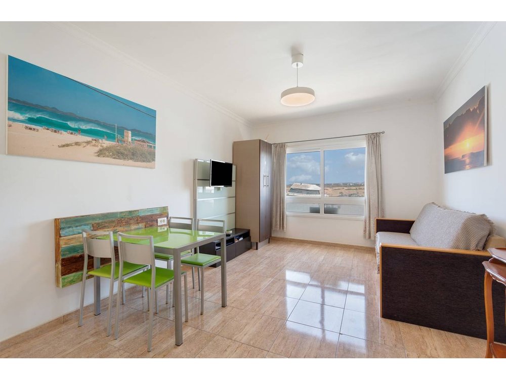 Holiday home in La Oliva from £46 per night