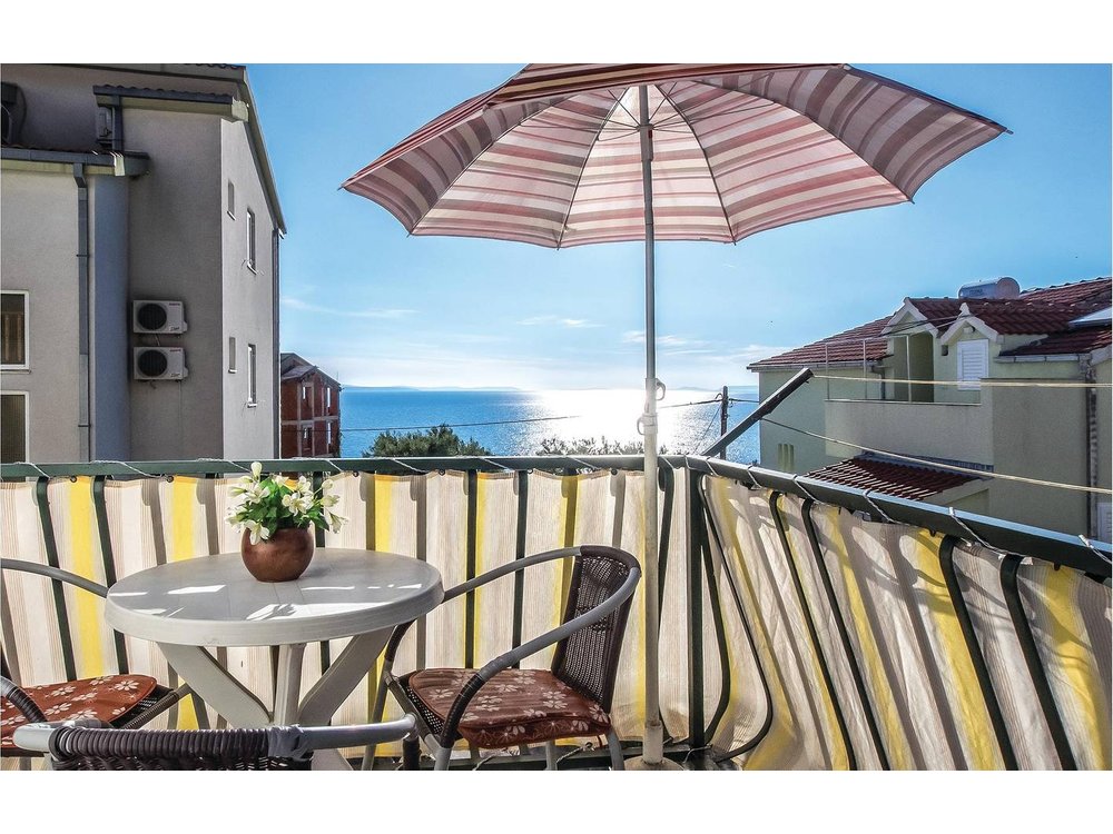 Holiday apartment in Omis from £34 per night