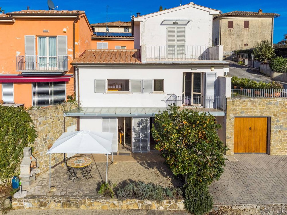 Holiday home in Chianti from £98 per night