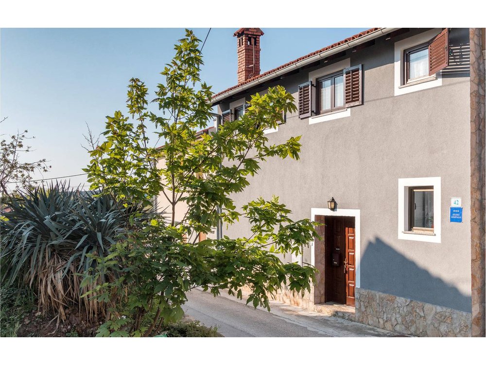 Holiday apartment in Ližnjan from £23 per night
