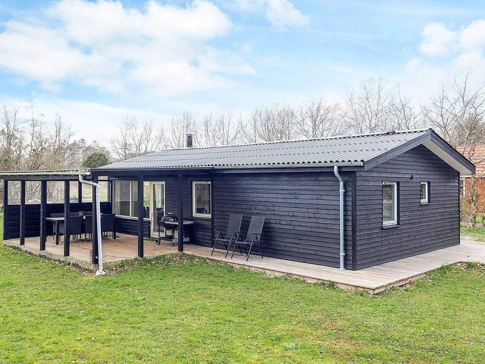 Holiday home in Hou from £47 per night