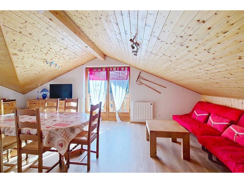 Holiday apartment in Châtel from £242 per night