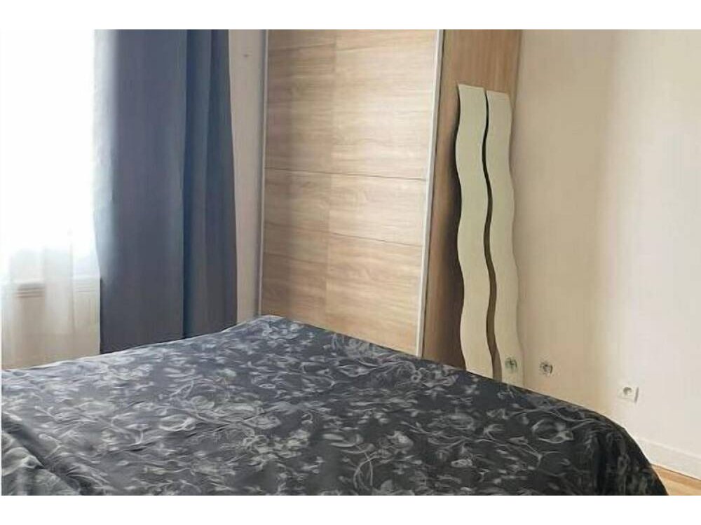 Holiday apartment in Noisy-le-Grand from £125 per night