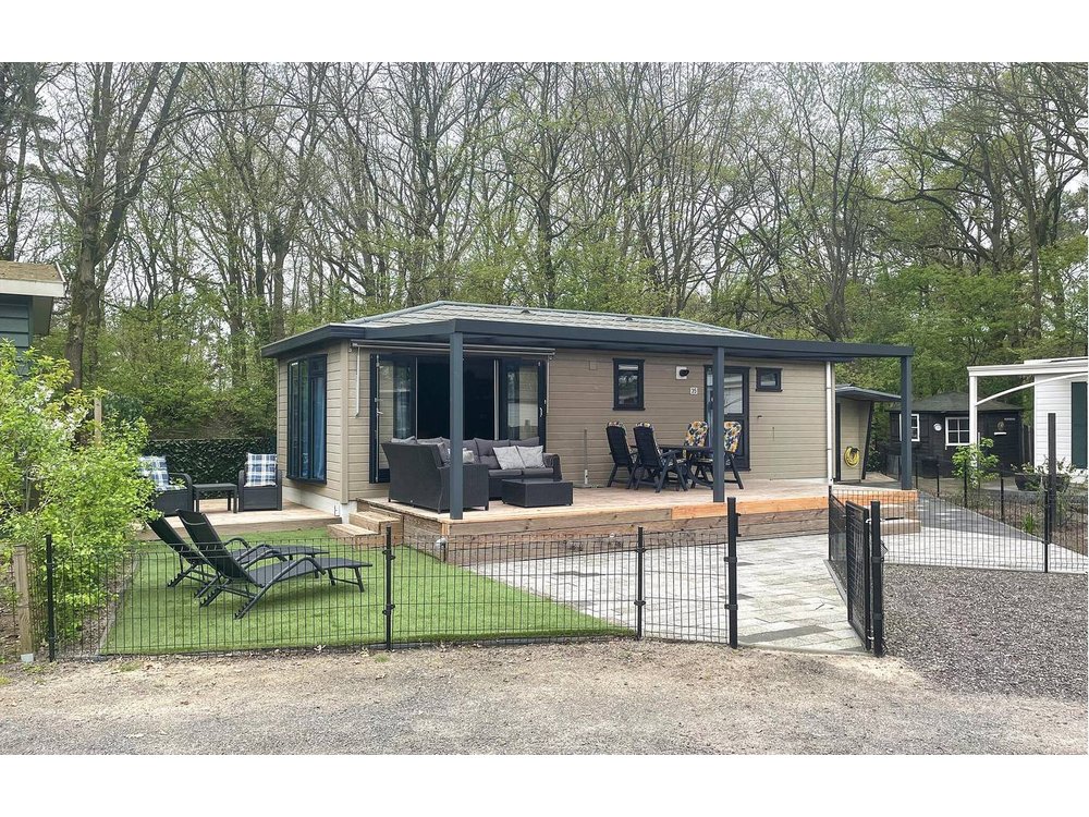 Camping in Landerd from £81 per night