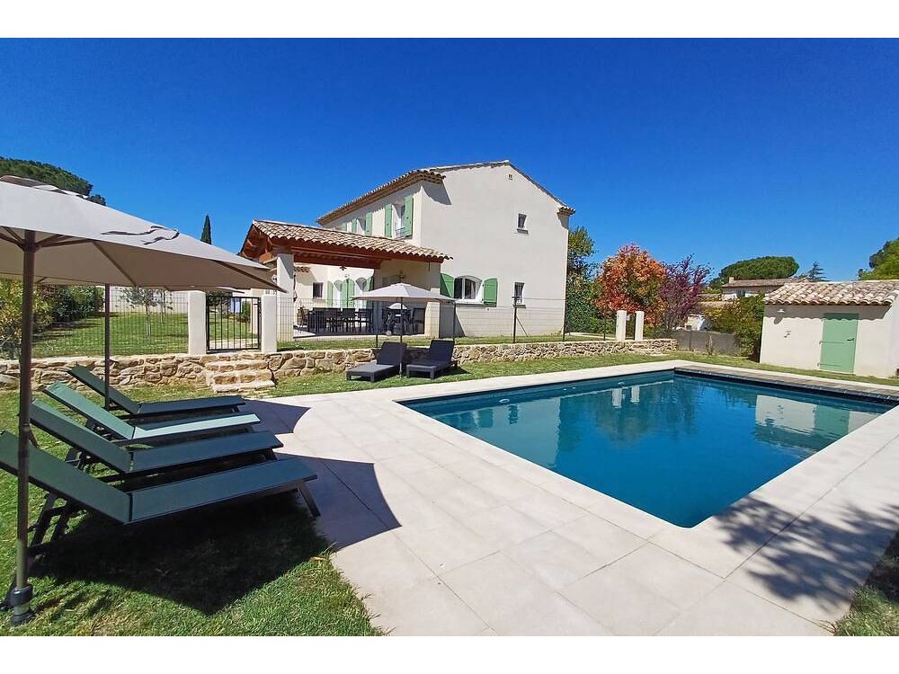 Holiday home in Vaucluse from £352 per night
