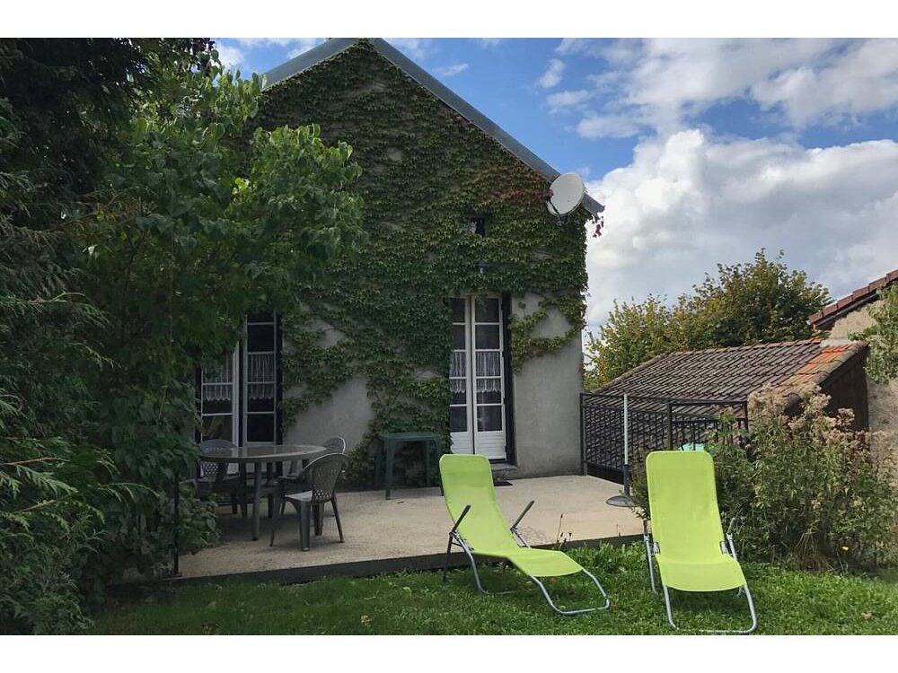 Holiday home in Allier from £47 per night
