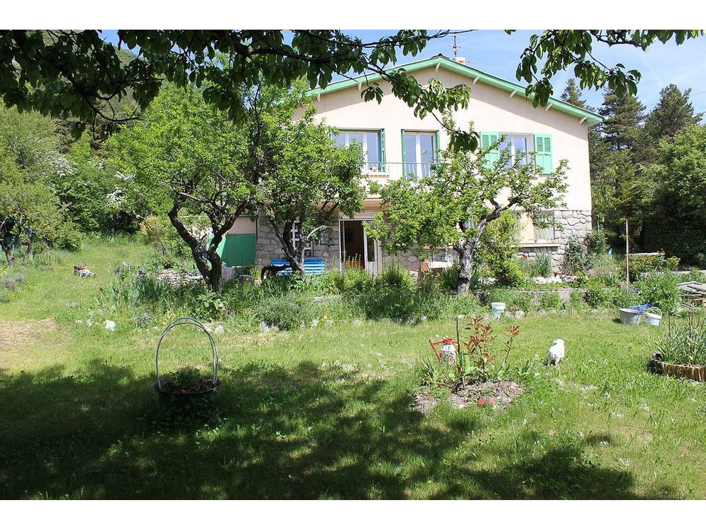 Holiday home in Provence from £37 per night