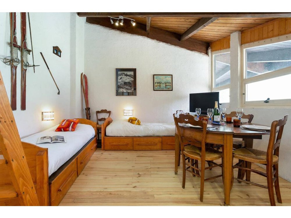 Holiday apartment in Rhone-Alps from £100 per night
