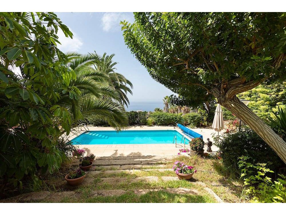 Holiday home in Adeje from £544 per night
