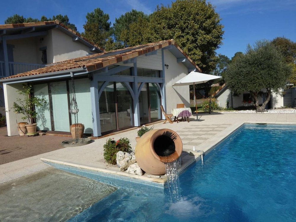 Holiday home in Landes from £53 per night