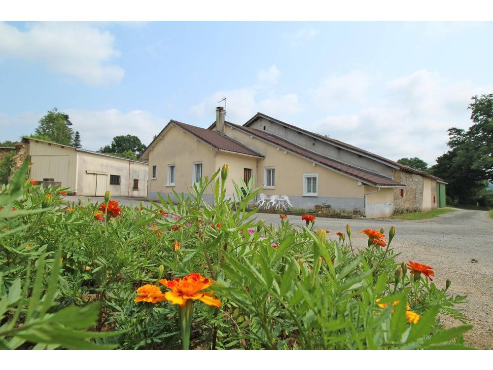 Holiday home in Limousin from £40 per night