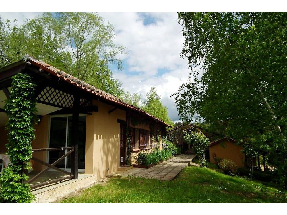 Holiday home in Gavaudun from £135 per night