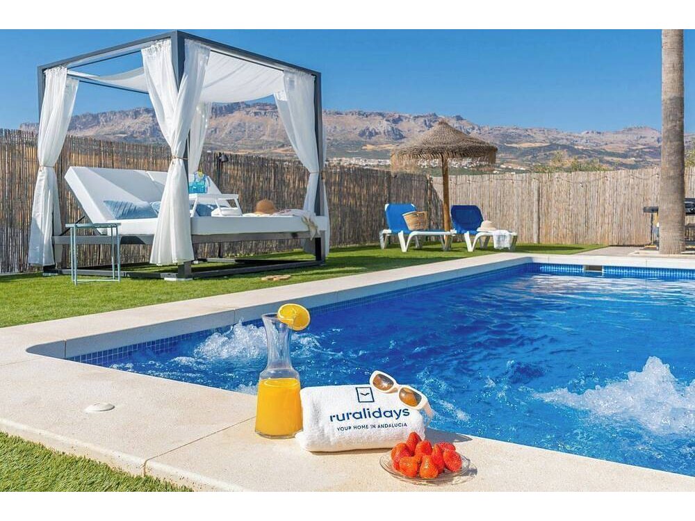 Holiday home in Málaga Province from £87 per night
