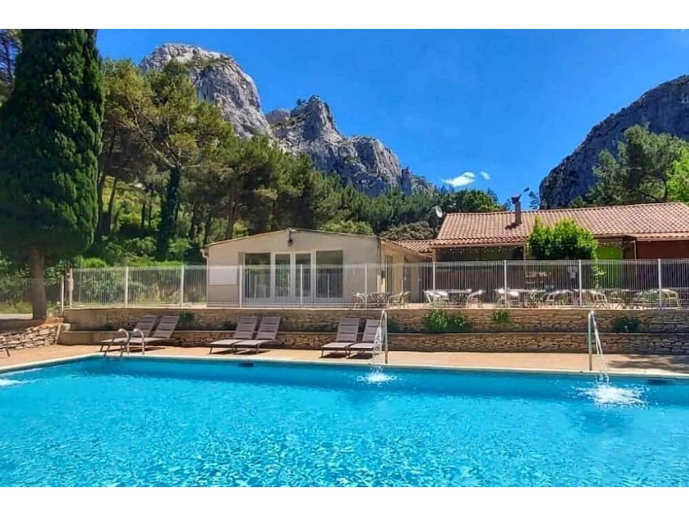 Camping in Orgon from £108 per night