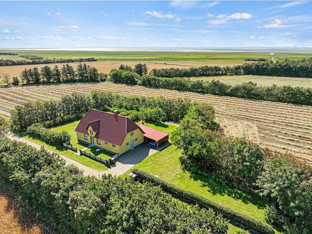 Holiday home in Mudflat from £52 per night