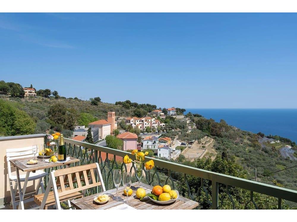 Holiday home in Cipressa from £85 per night