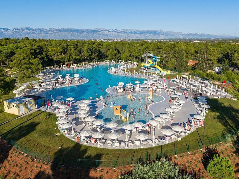Camping in Nin from £53 per night