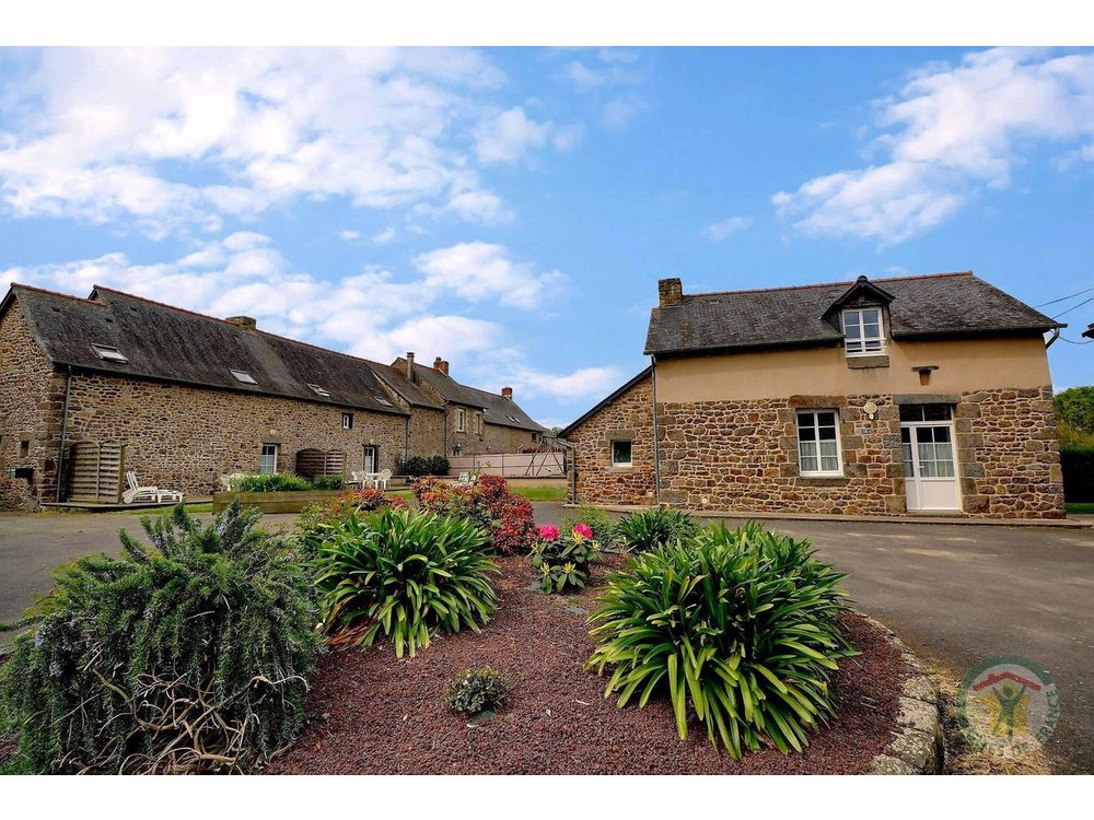 Holiday home in Québriac from £47 per night