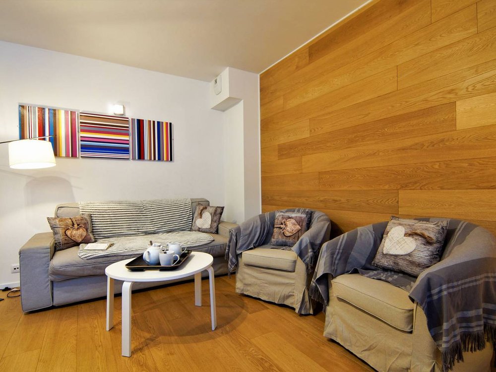 Holiday apartment in Rhone-Alps from £187 per night
