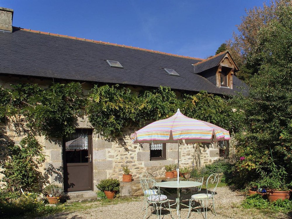 Holiday home in Querrien from £44 per night