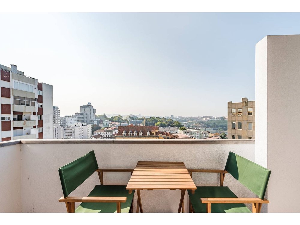 Holiday home in Porto from £49 per night