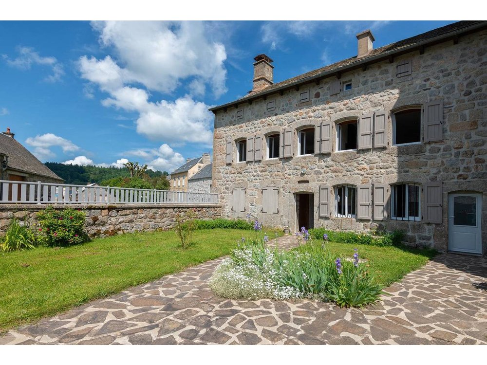 Holiday home in Lozère from £39 per night
