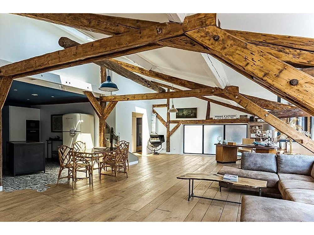 Holiday apartment in Ville-d'Avray from £247 per night