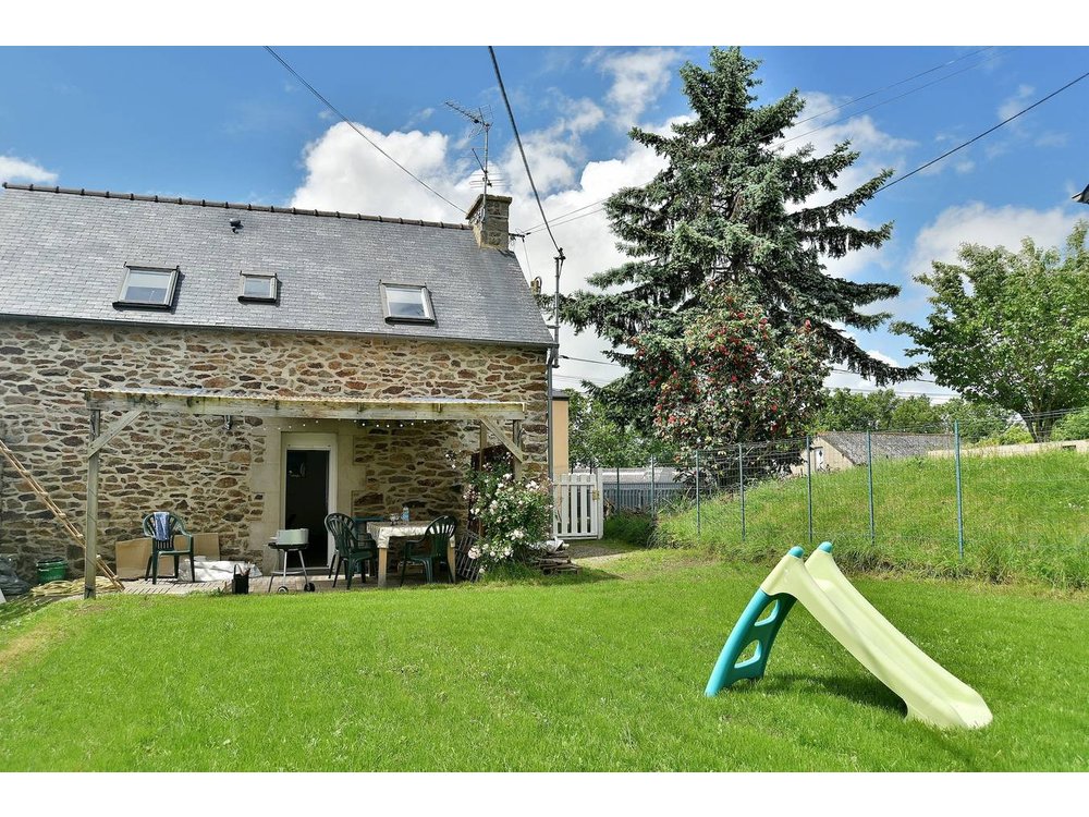 Holiday home in Plancoët from £45 per night