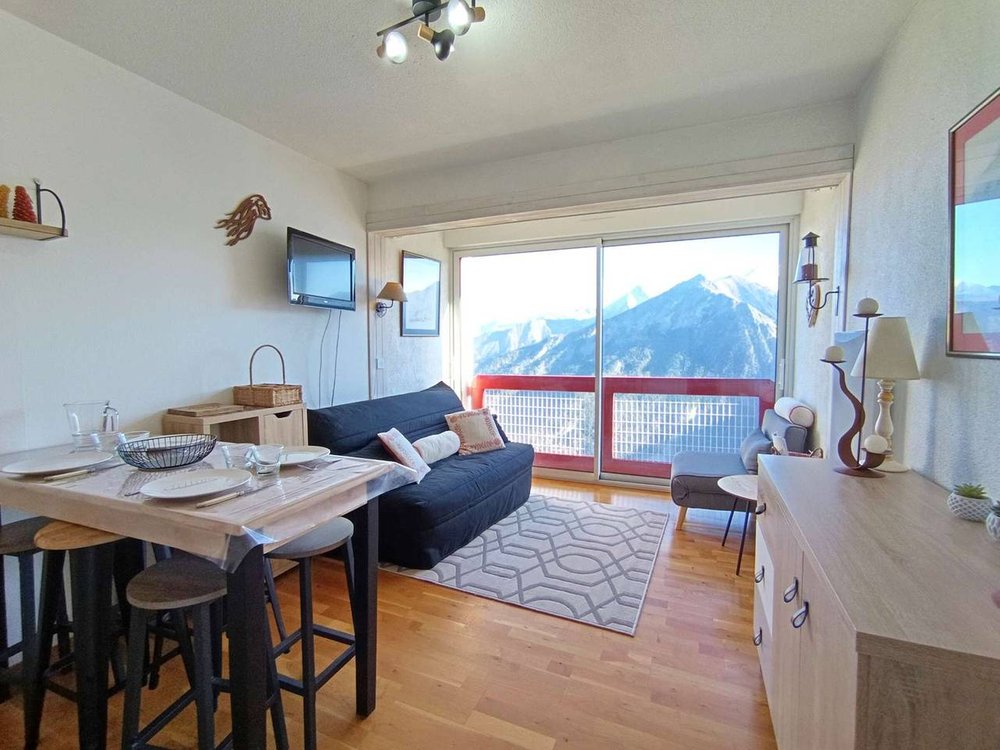 Holiday apartment in Pyrenees from £36 per night