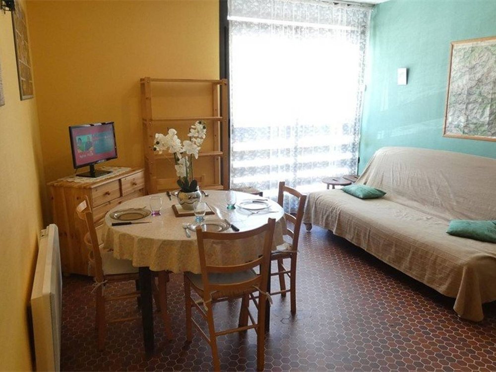 Holiday apartment in Pyrenees from £32 per night