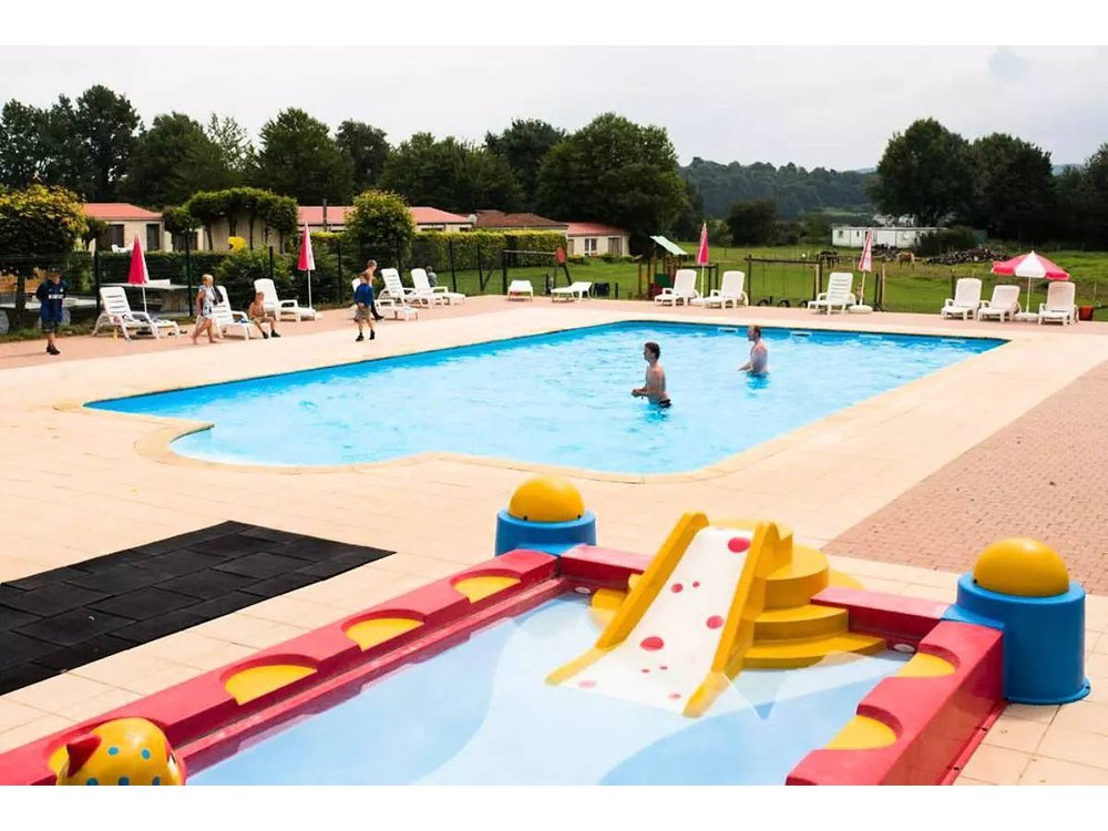 Camping in Virton from £63 per night