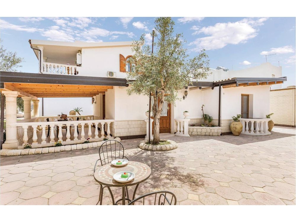 Holiday home in Val di Noto from £40 per night