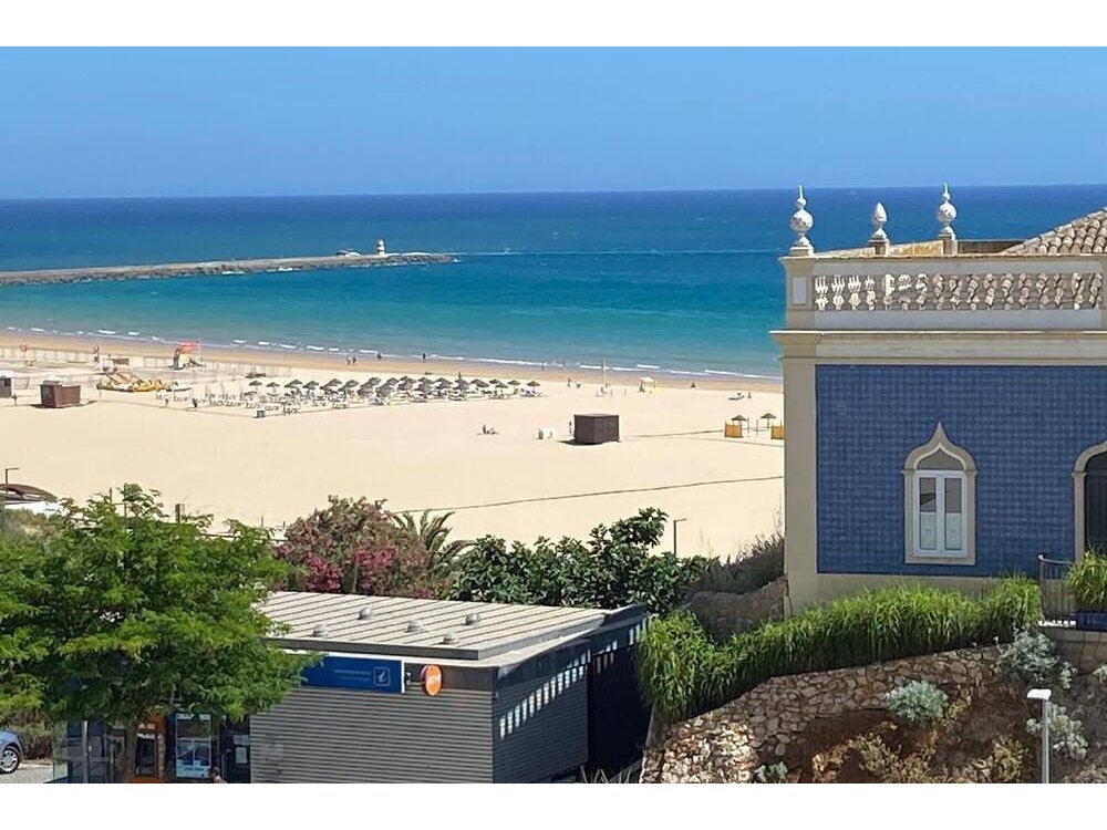 Holiday apartment in Portimão from £213 per night