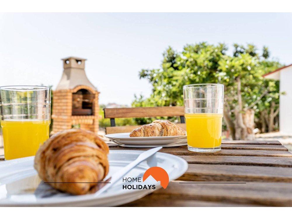 Holiday home in Faro District from £56 per night
