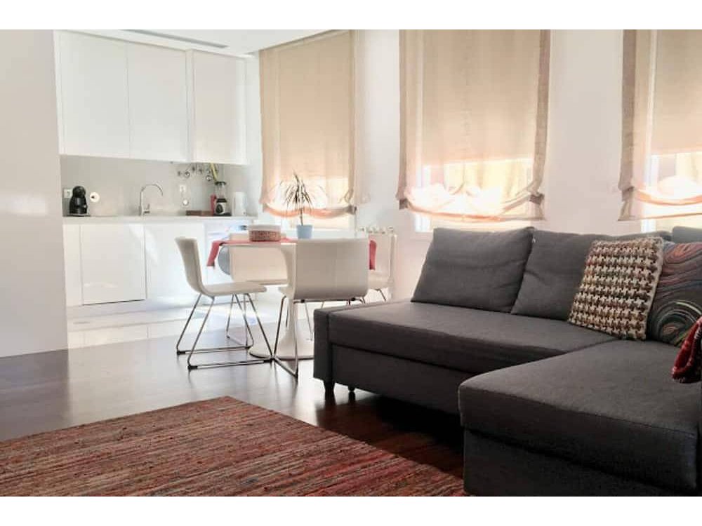 Holiday apartment in Espinho from £108 per night