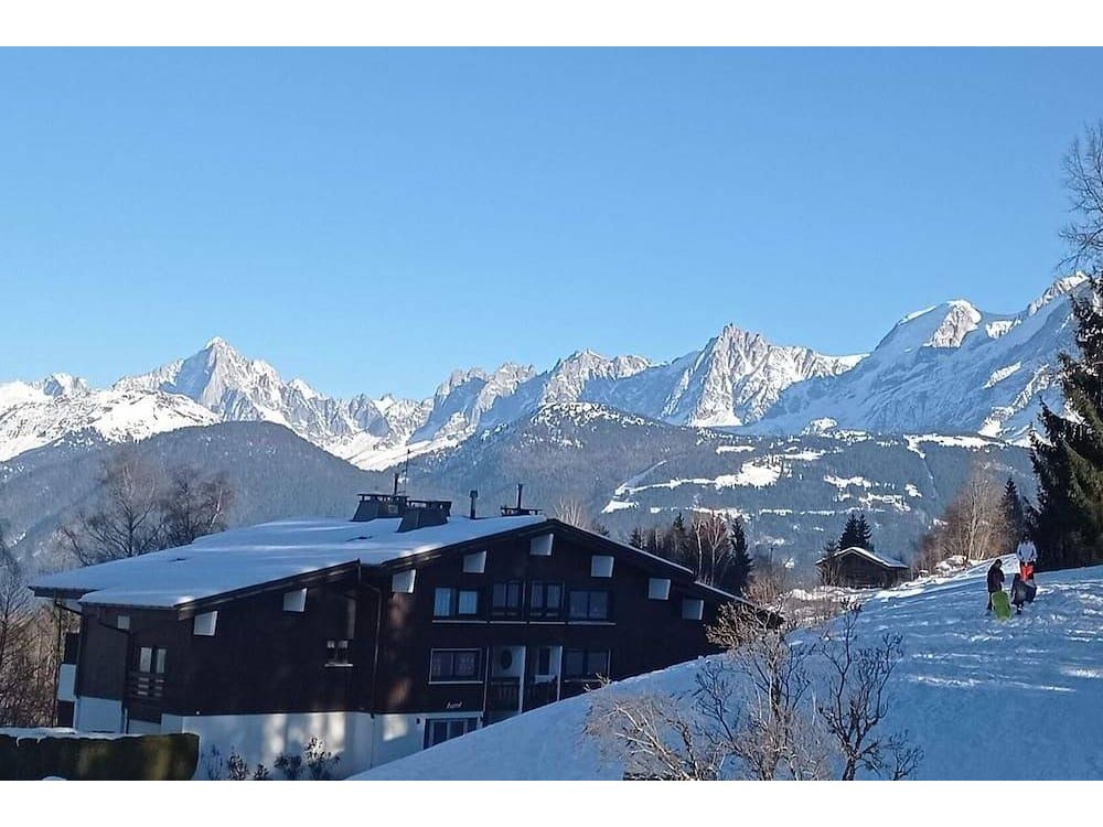 Holiday apartment in Combloux from £61 per night