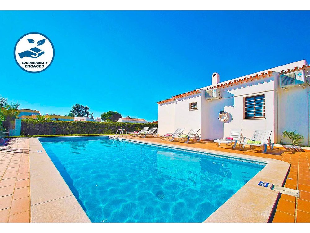 Holiday home in Albufeira from £260 per night